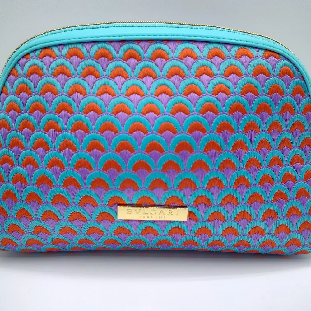 BVLGARI Green Tea Makeup Cosmetic Bag + Lotion Shampoo Conditioner Luxe GWP Set - Picture 5 of 13